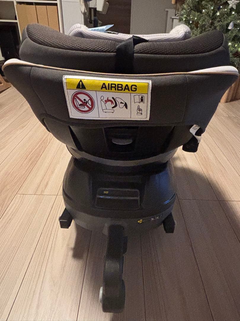 お値下げ！】Combi チャイルドシート ISOFIX 0-18kg 外出・移動用品