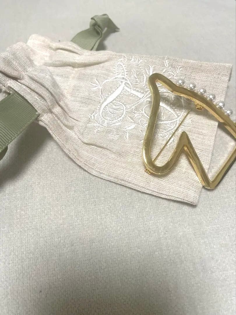 専用 SEVEN TEN by miho kawahito ブローチ お馬さん