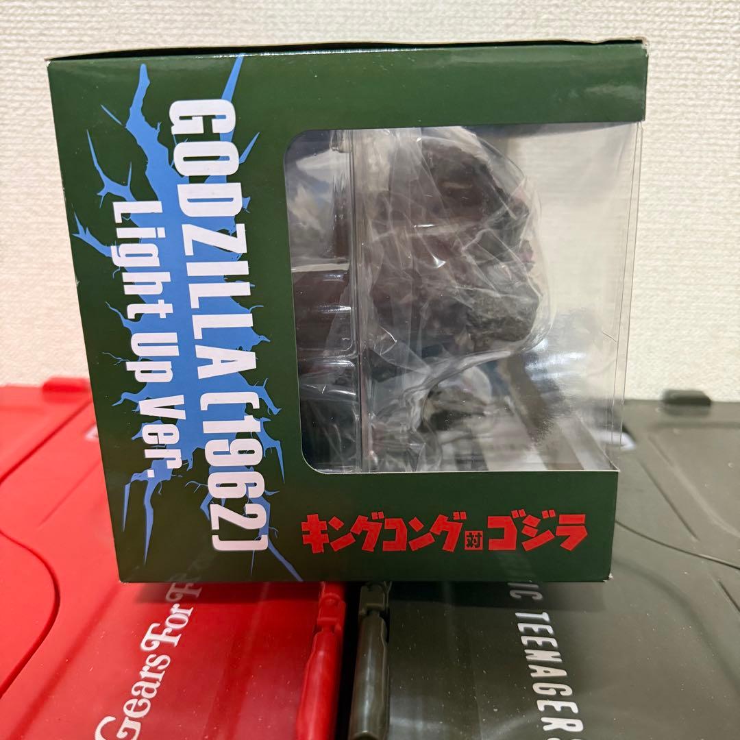 デフォリアル　ゴジラ(1962) 発光var.