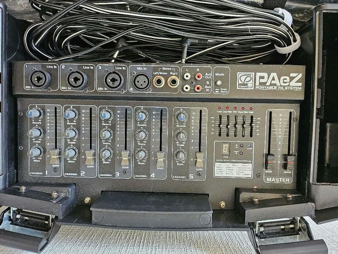 【ジャンク】なんほう 簡易PAスピーカー付 収納ケース付き 部品取り