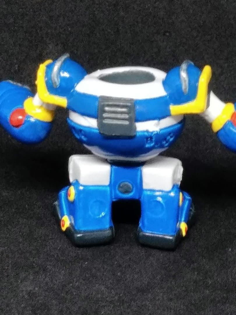 【超希少】ロックマン フィギュア 消しゴム ライドアーマーキメラ　塗装品