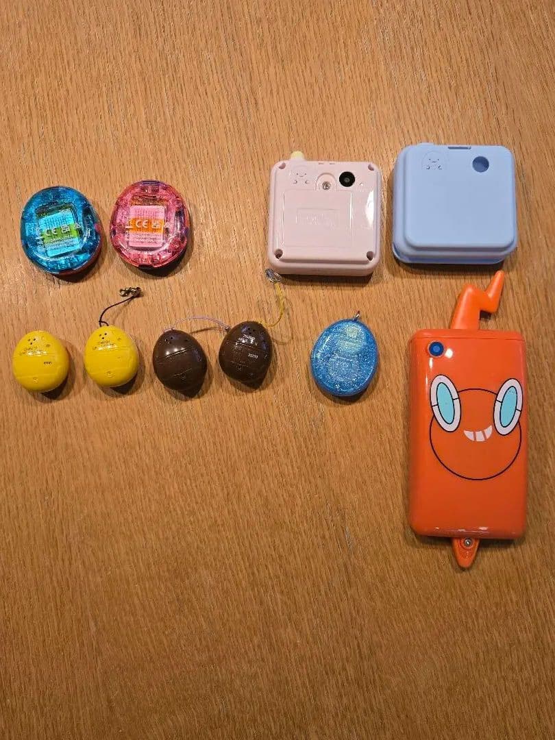 ジャンク　デジタルペットセット（ストラップ付き）