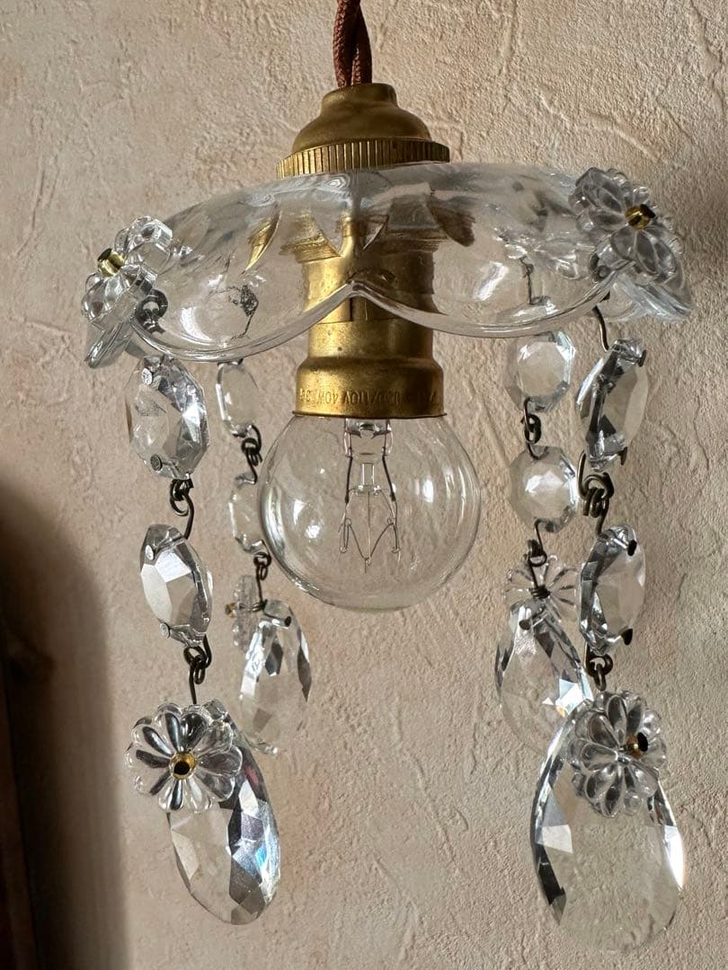 1920年代 フランス アンティーク 可愛らしいお花飾りのミニシャンデリア