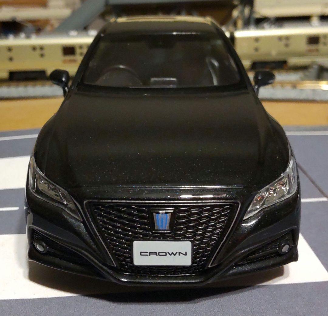 1/30 220 クラウン ハイブリッド G 黒 カラーサンプル ブラック - メルカリ