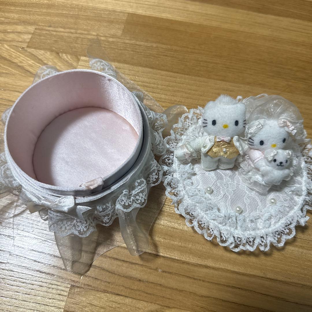 レア　ハローキティ ウエディング