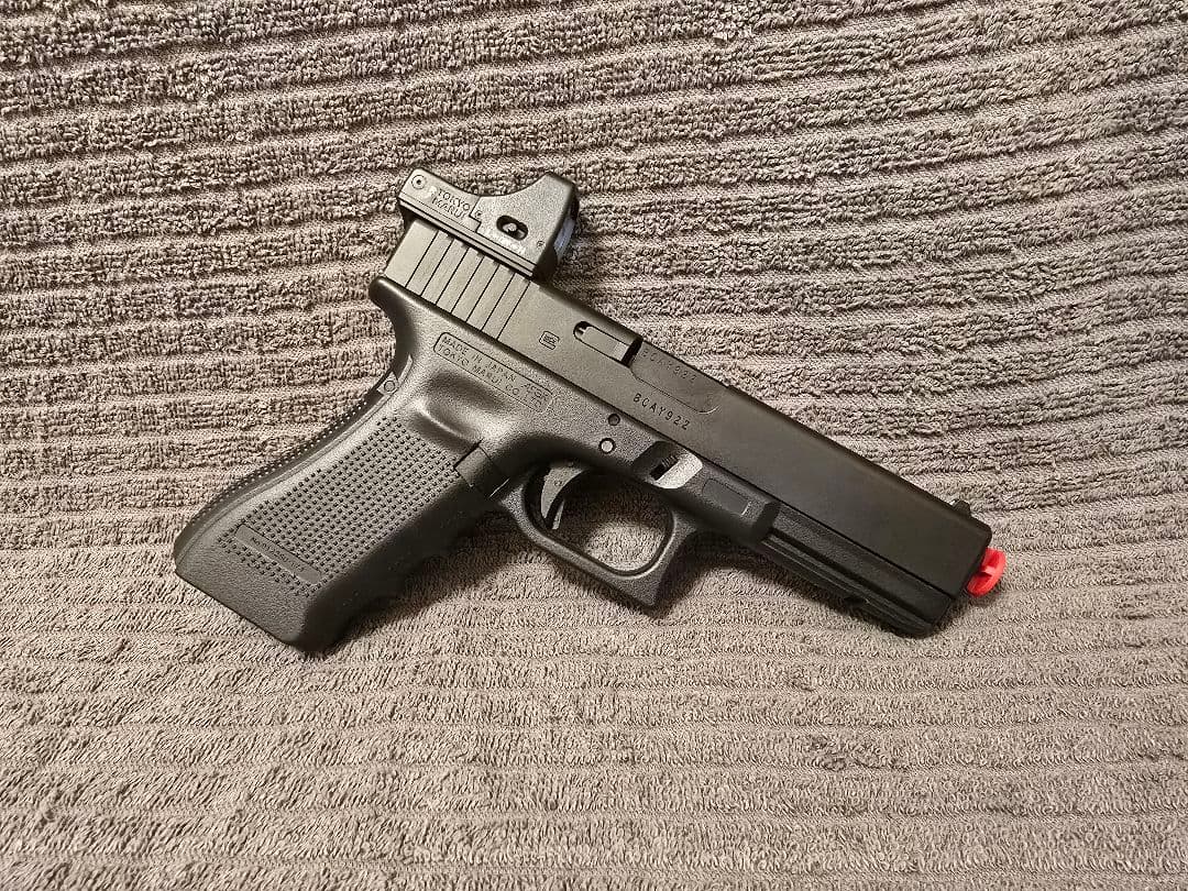 【最安値‼️他の銃とセット割あり‼️】GLOCK 17 Gen.4美品フルセット