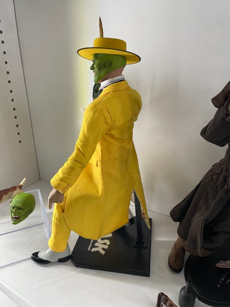 MASK マスク　1/6 コレクティブルアクションフィギュア