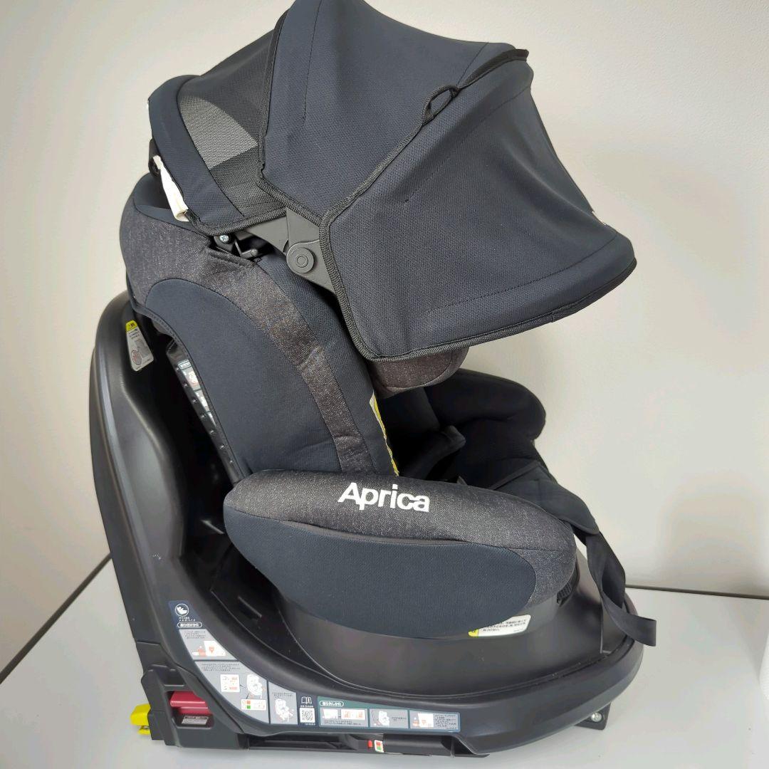 美品 Aprica アップリカ フラディアグロウ ピュアブラック ISOFIX