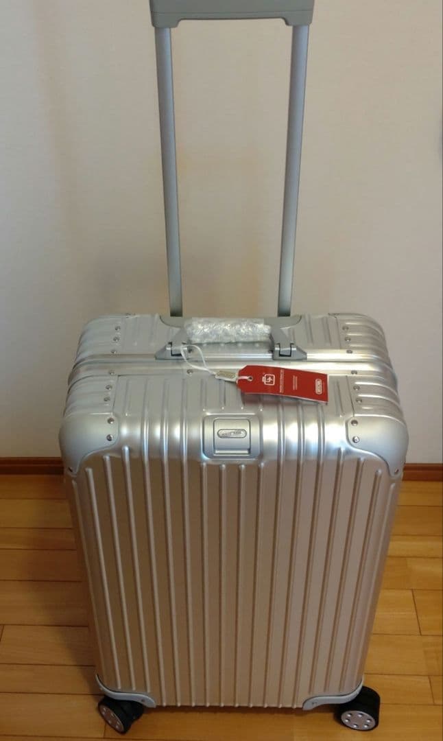 新品 未使用品】RIMOWA TOPAS E-TAG 63L SILVER - メルカリ