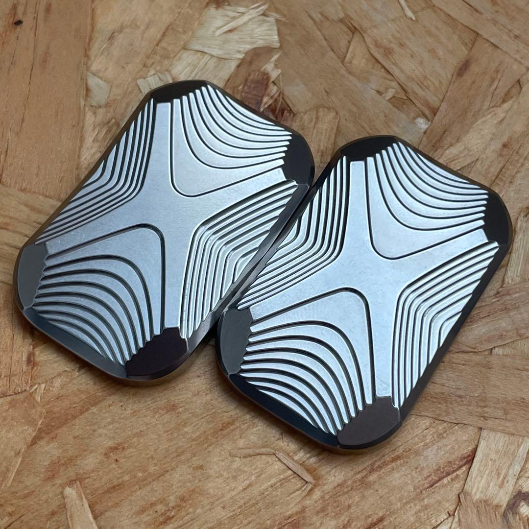 MAGNUS ToadX Titanium slider フィジェットトイ