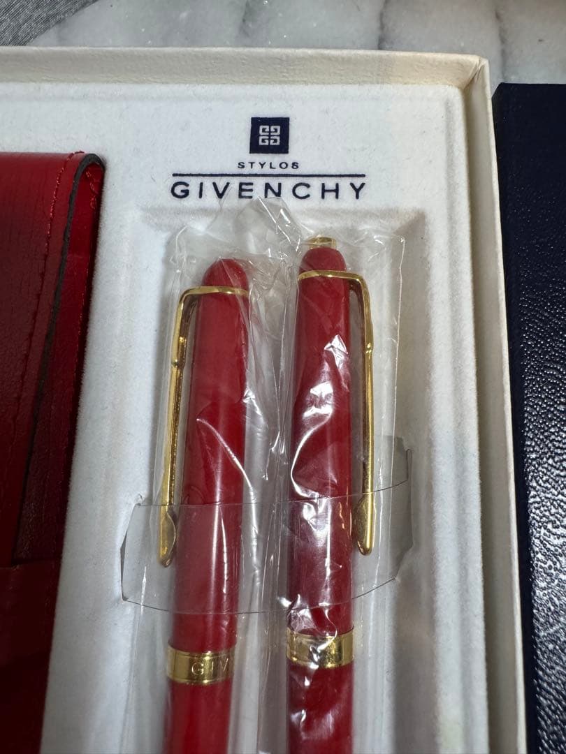 Givenchy 記念ギフトセット 赤＆緑 未使用保存品｜Givenchy 記念ギフト