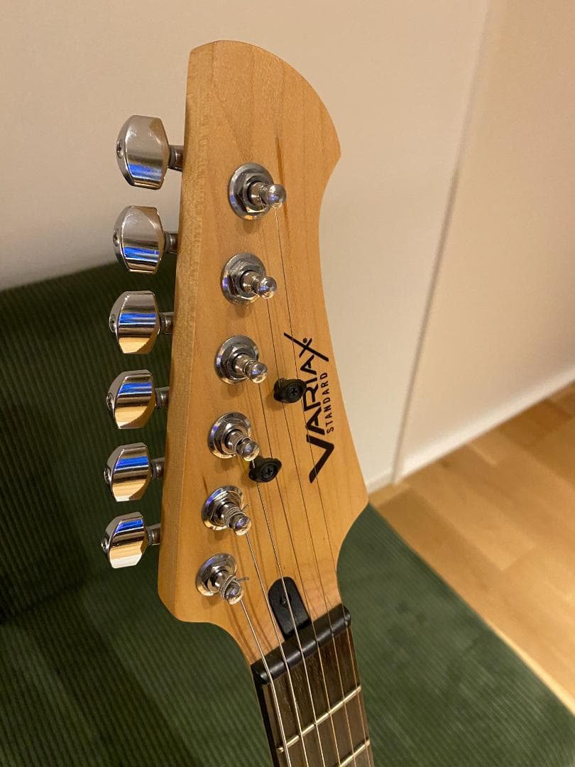 Line6 / Variax Standard White / モデリングギターの通販はau PAY