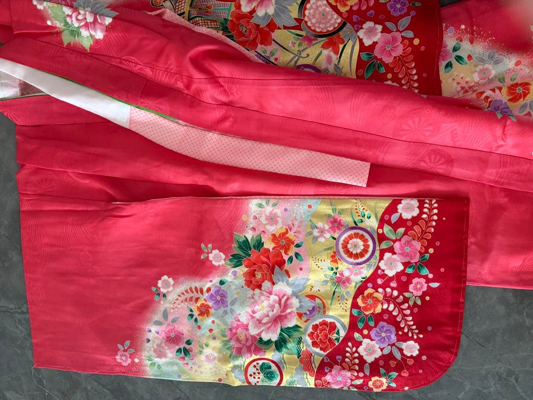 正絹四つ身　七五三　　長襦袢＆重ね襟付き　肩上げ済み