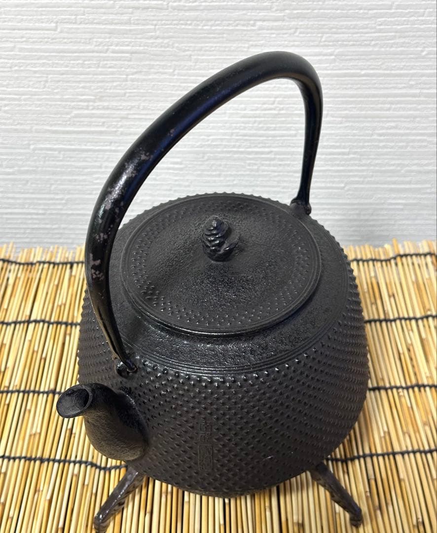 未使用、長期保管品　南部伝統工芸士 及川寛治作真作保証　九重形１５型アラレ