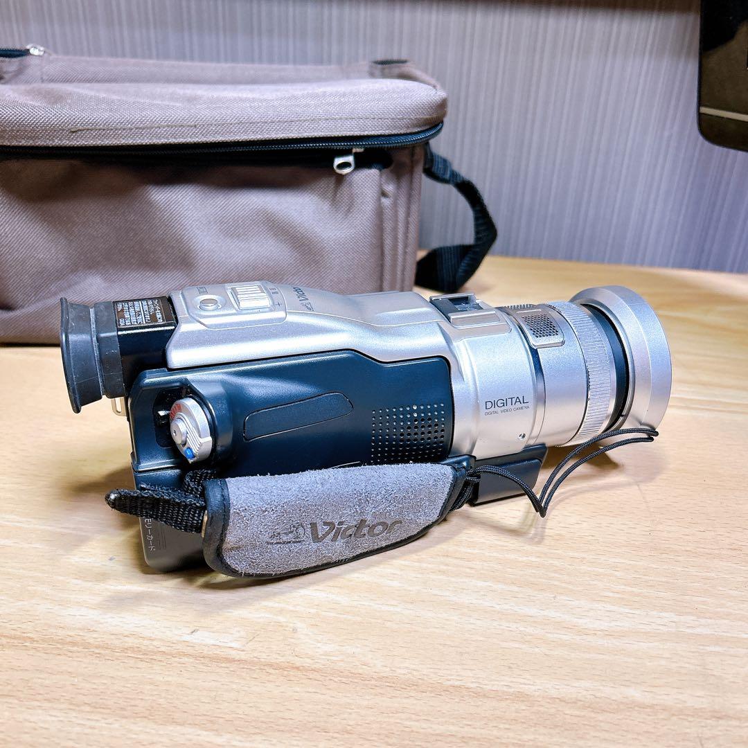 miniDVのダビングにオススメ！Victor ビデオカメラ GR-DV3500 - メルカリ