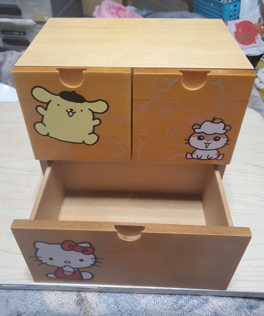 サンリオ 木製チェスト ハローキティ