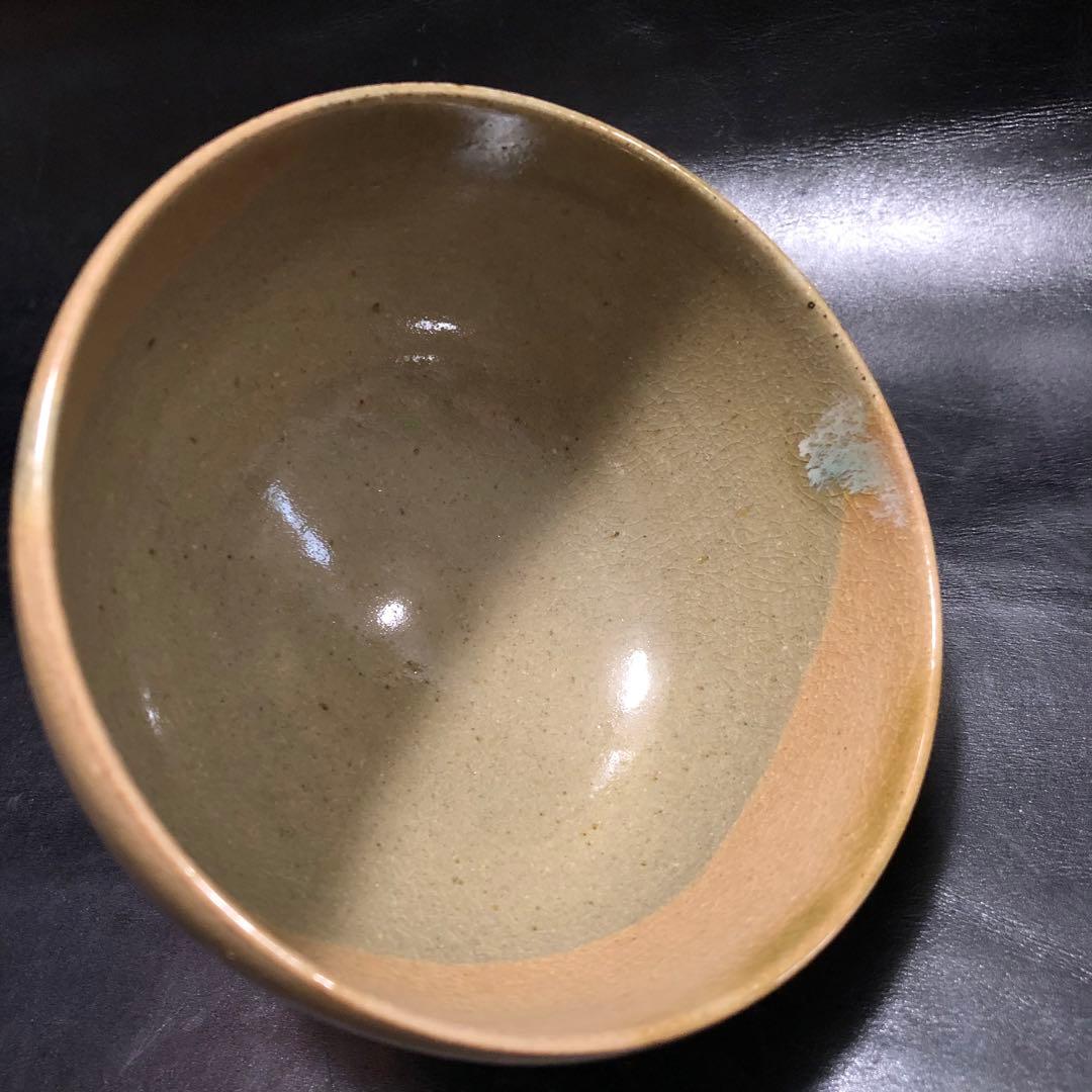 美しい古美術◾️蔵から美しい重なり合う釉薬の抹茶茶碗が出て来ました。茶道具、花道具