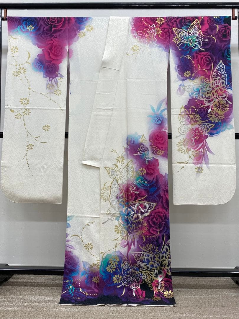 振袖 豪華 銀彩 ラメ刺繍 紋意匠 身丈169cm 振袖 豪華 金彩 銀彩 銀