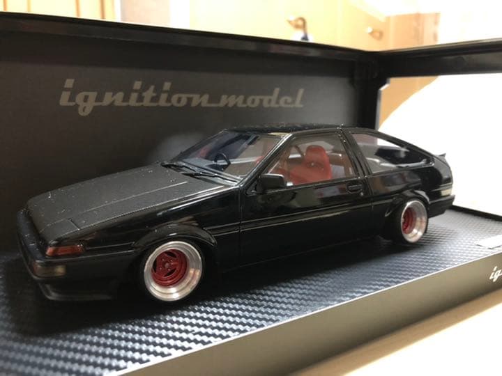 イグニッションモデル　AE86 カスタム品　1/18 IG1057