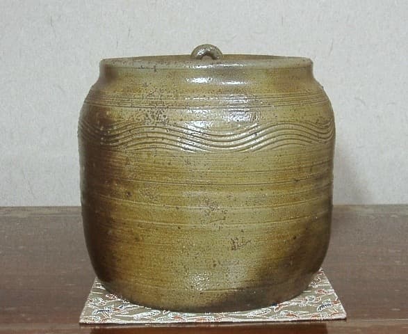 丹波焼　正元直作造　水指　無傷　共箱　保証。