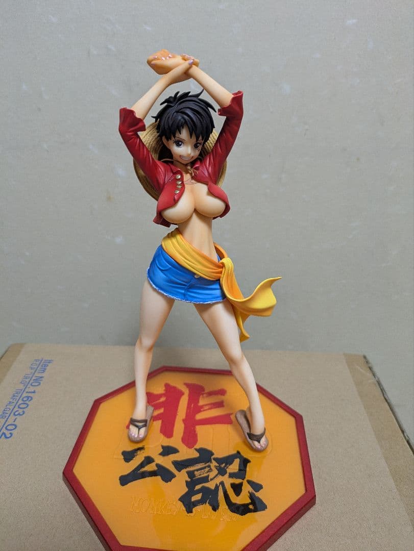 開封品 ワンピース 非公認　 ルフィ トラファルガー・ロー 開封品２体セット