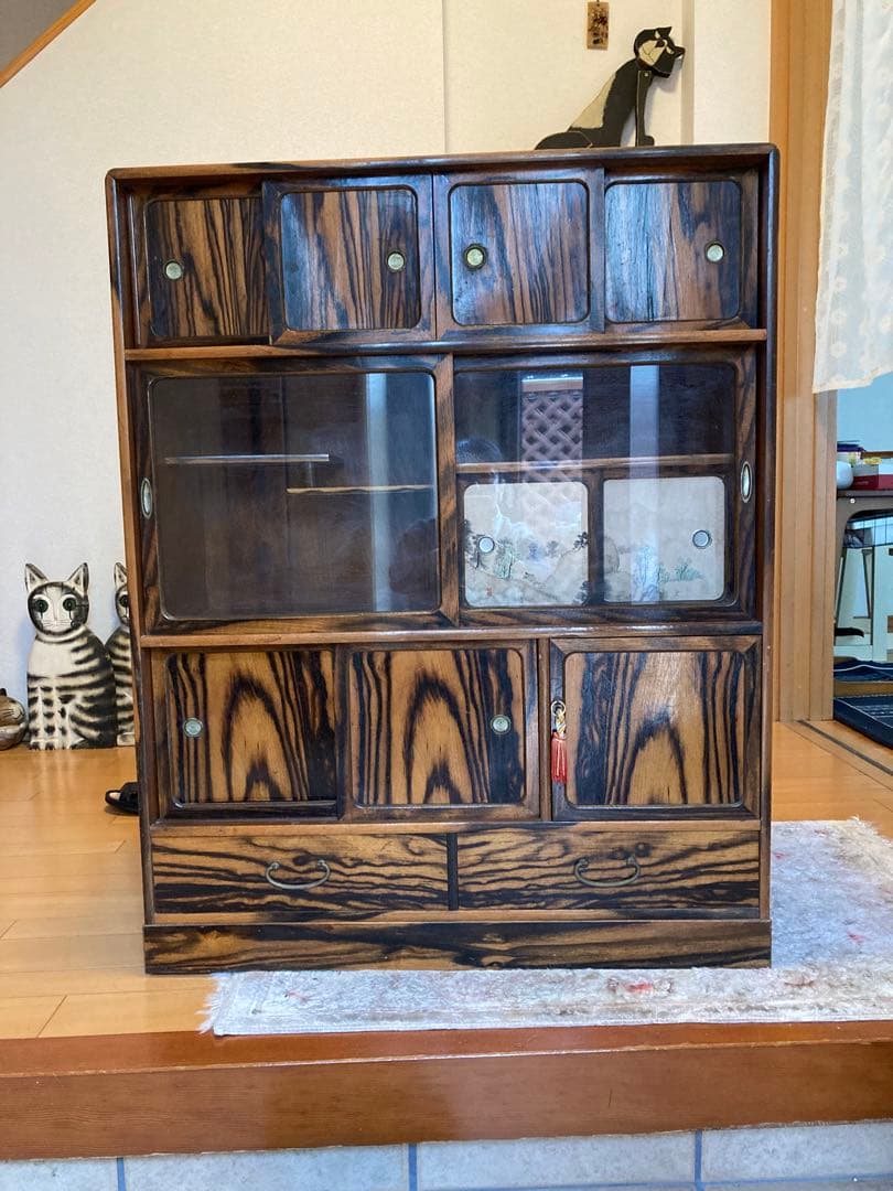 骨董の小さな可愛い飾り棚箪笥 2287446b8ea86d10eefbfe20cf56a0