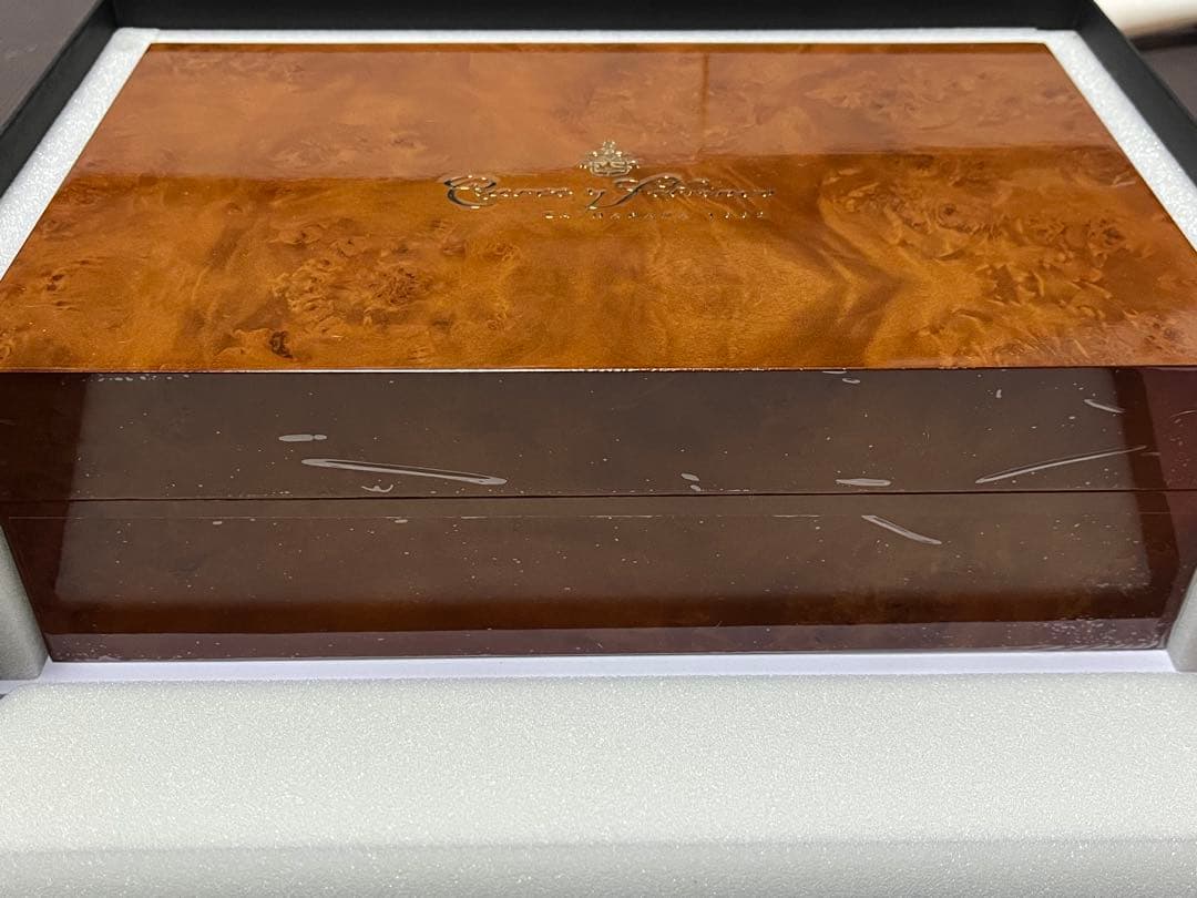 【XYZmen】クエルボ・イ・ソブリノス プロミネンテ 腕時計