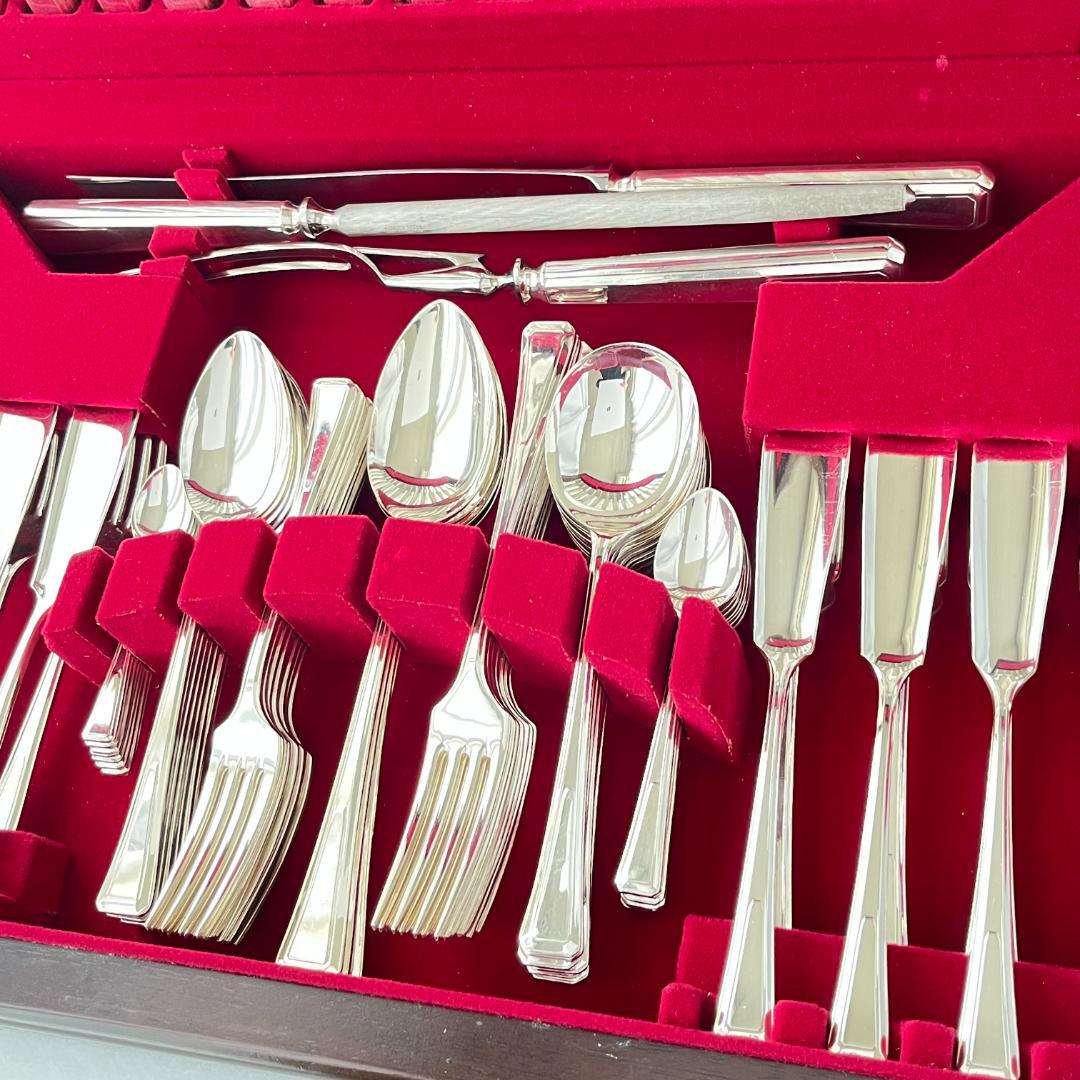 【James Rayls】 アールデコ ディナーフルセット 8名用87本組