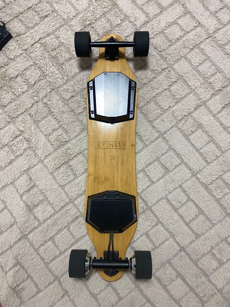 EFINITY 電動スケートボード