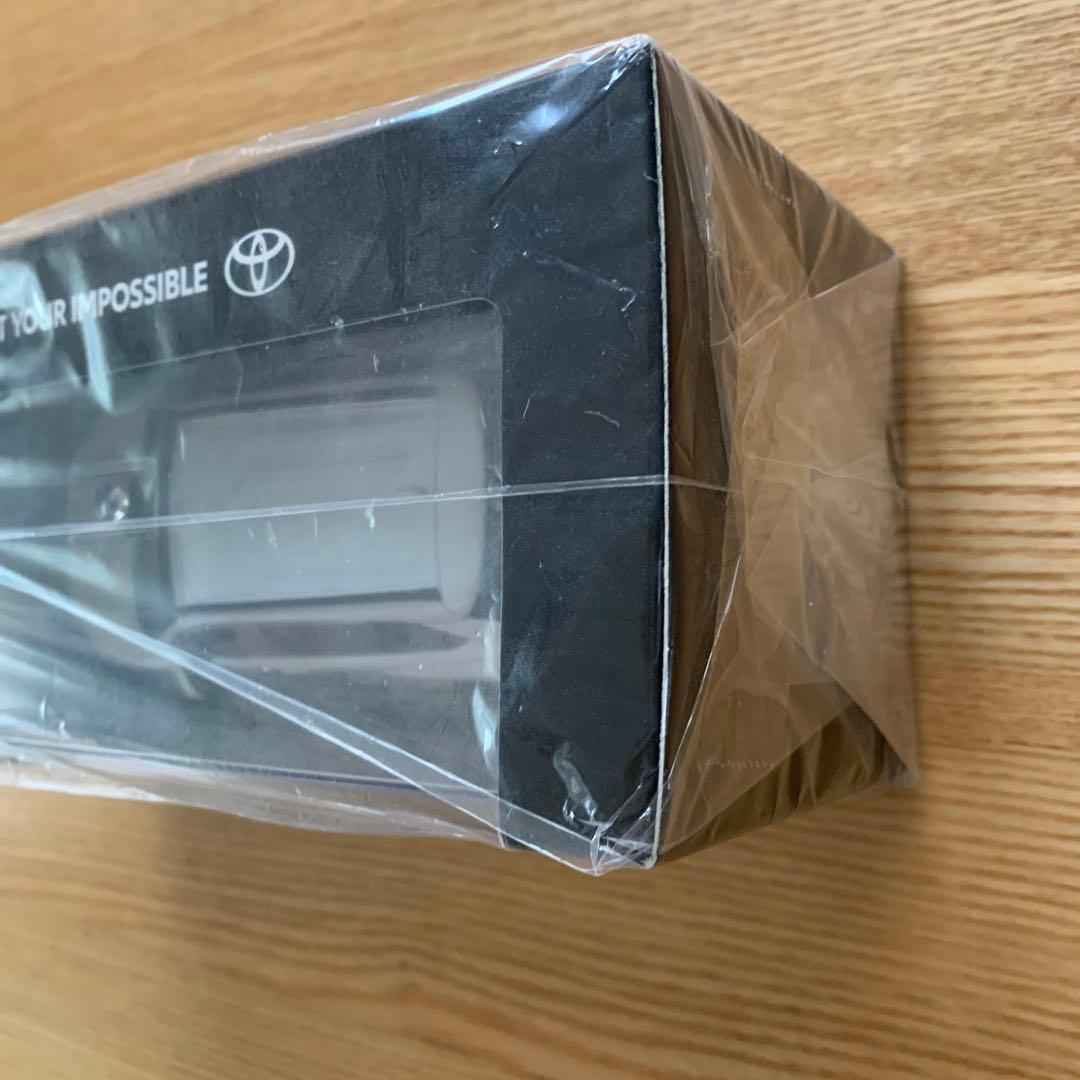 トヨタ COROLLA CROSS ミニカー　プラチナホワイトパールマイカ