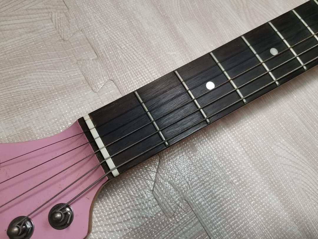 や*ま様 フェルナンデス　FERNANDES ZO-3 桃色 ピンク　ケース付き