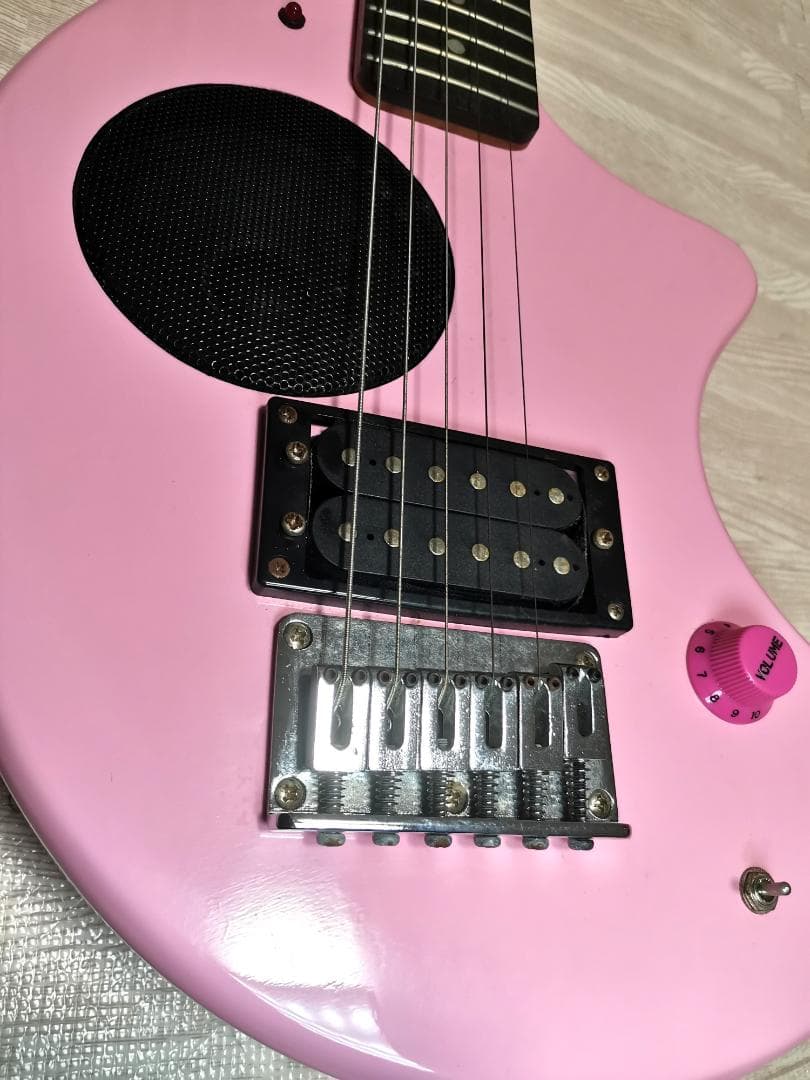 や*ま様 フェルナンデス　FERNANDES ZO-3 桃色 ピンク　ケース付き