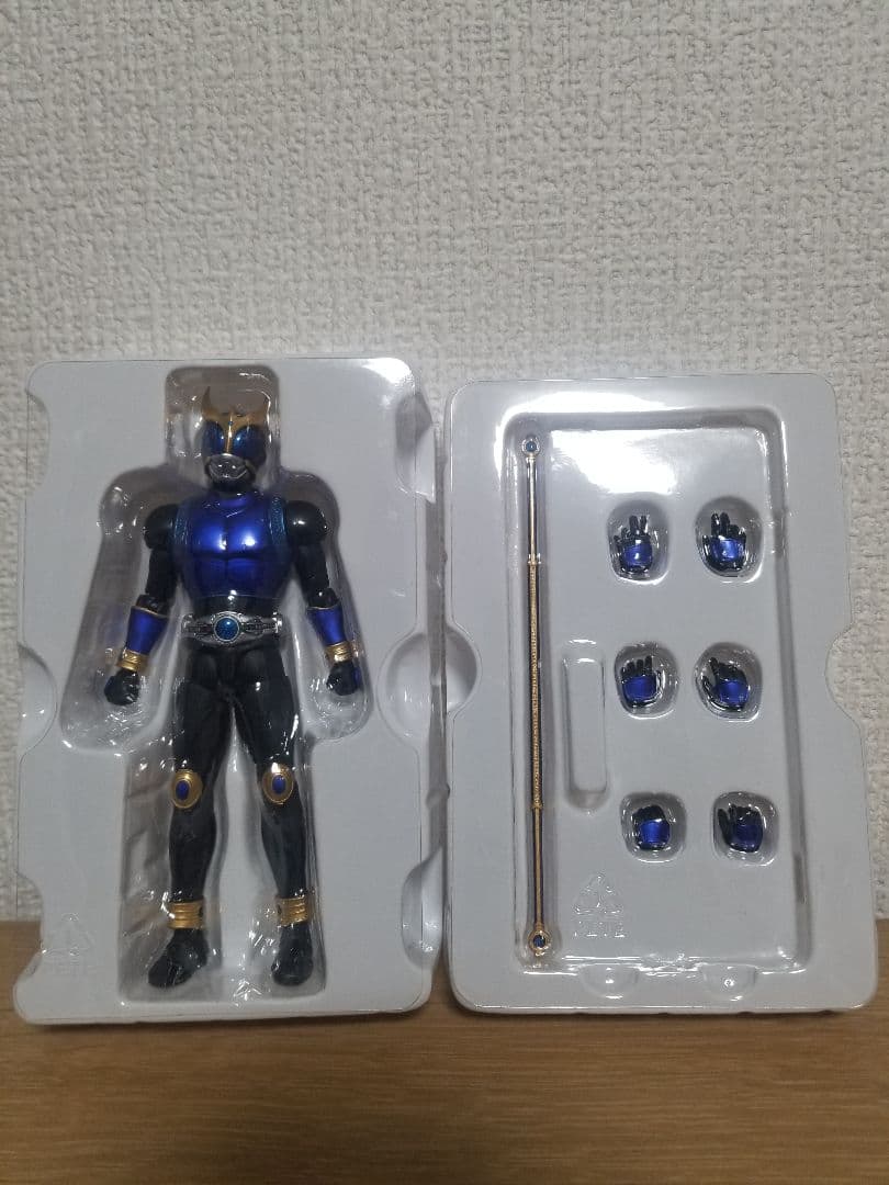 仮面ライダークウガ　真骨彫　ドラゴンフォーム