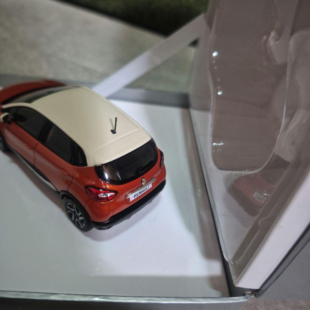 限定品　NOREV ルノー キャプチャー Renault　Captur 1/43