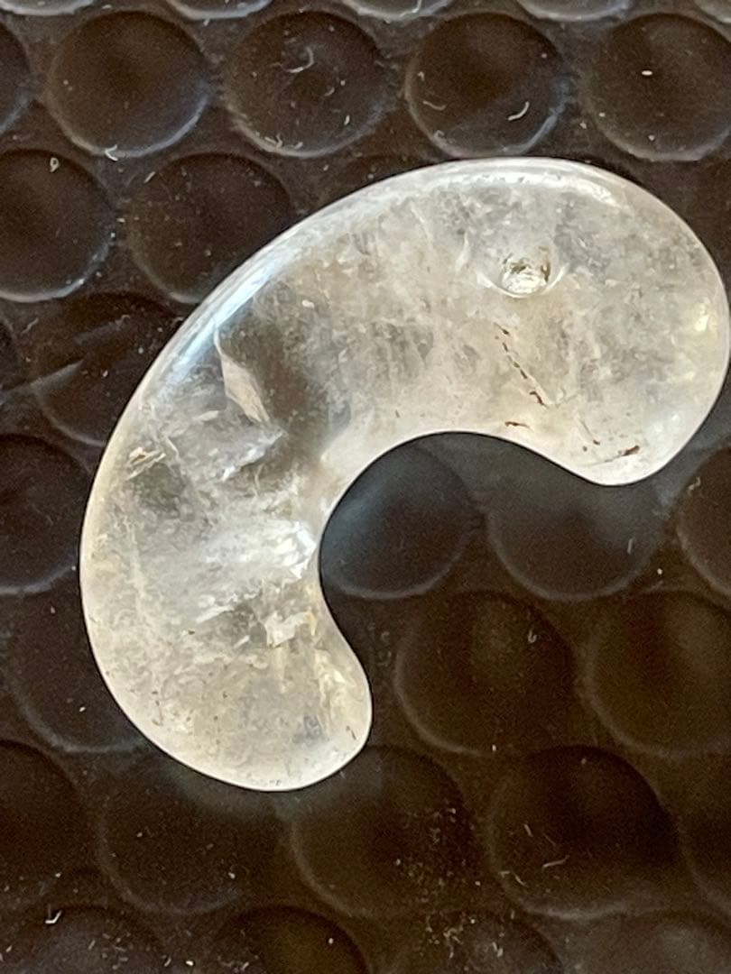 古墳時代 水晶製勾玉 出土品