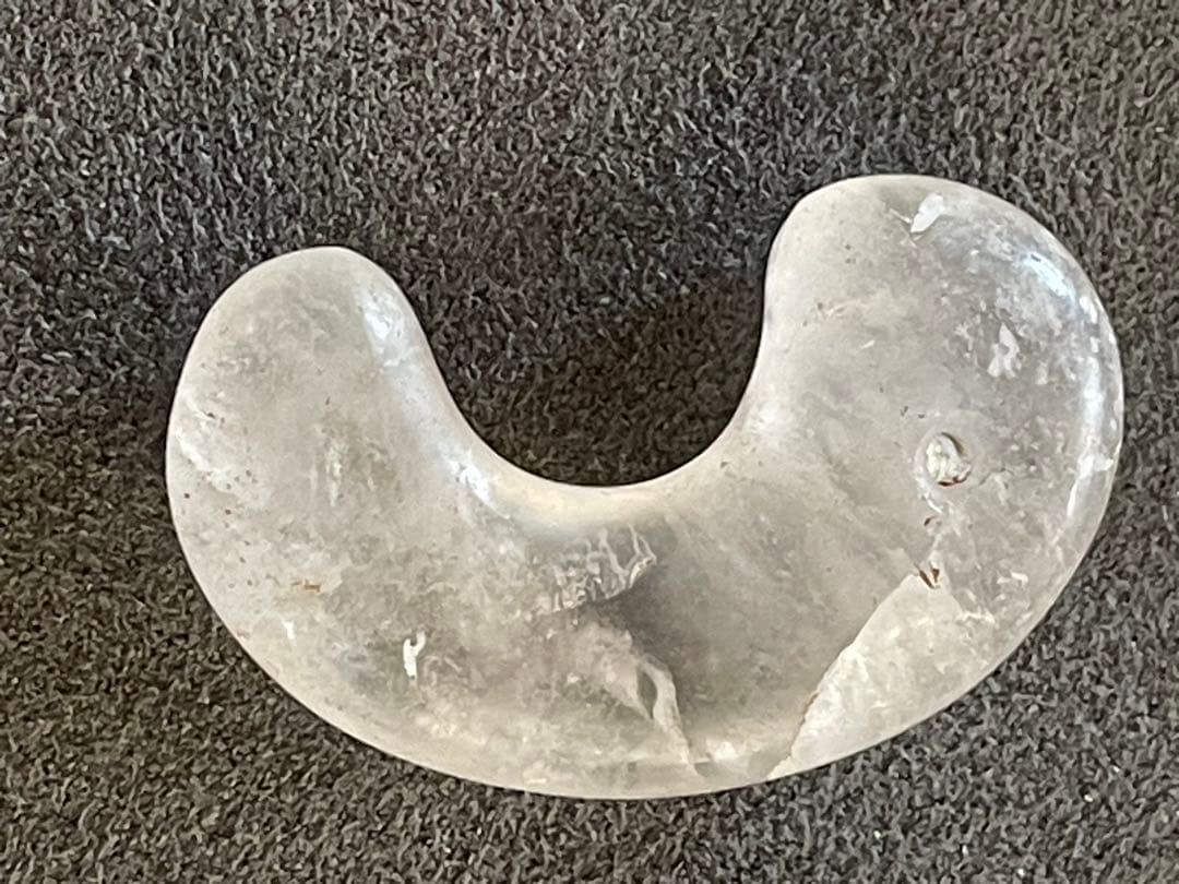 古墳時代 水晶製勾玉 出土品