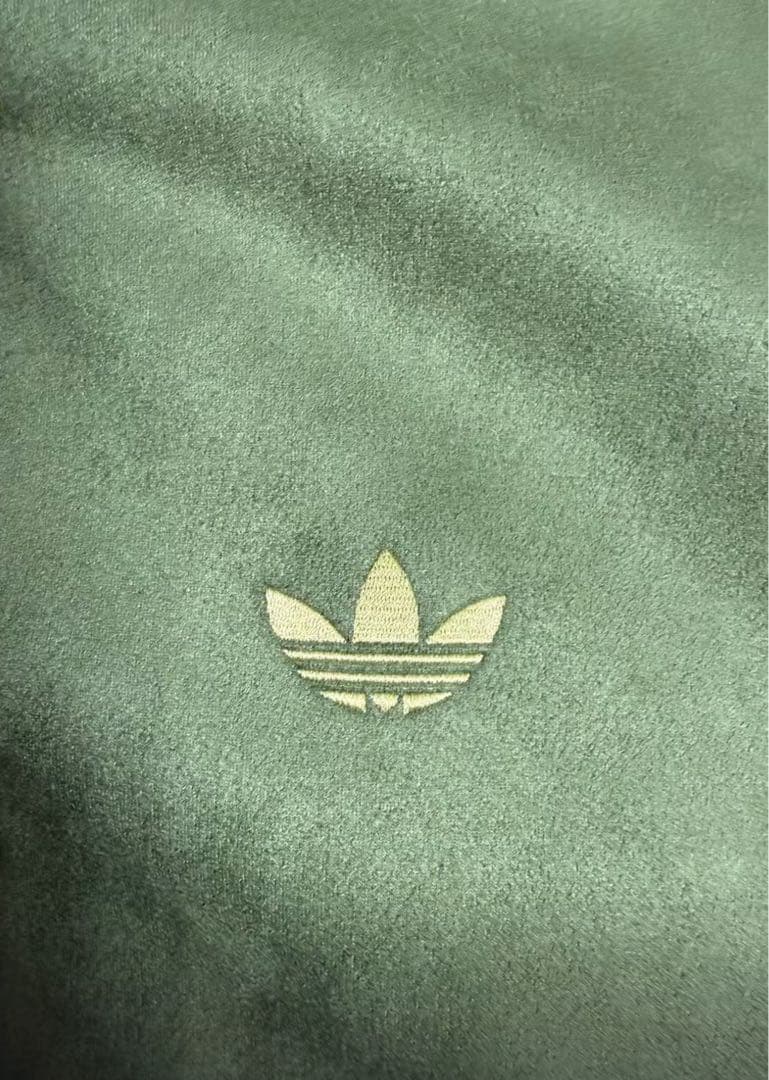 海外限定S Adidas チャイナトラックジャケット グリーン　KT3847