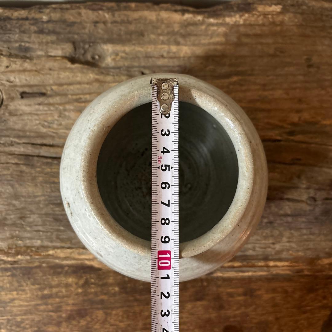 李朝壷　白磁　堅手　丸壷　塩笥壺　骨董　韓国オンギ　骨董品.アンティーク.古民芸