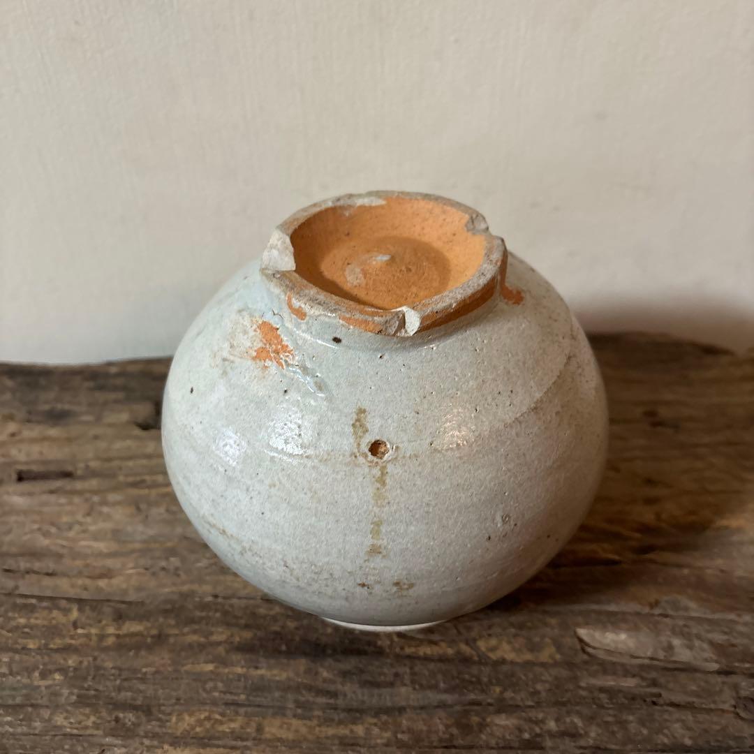 李朝壷　白磁　堅手　丸壷　塩笥壺　骨董　韓国オンギ　骨董品.アンティーク.古民芸