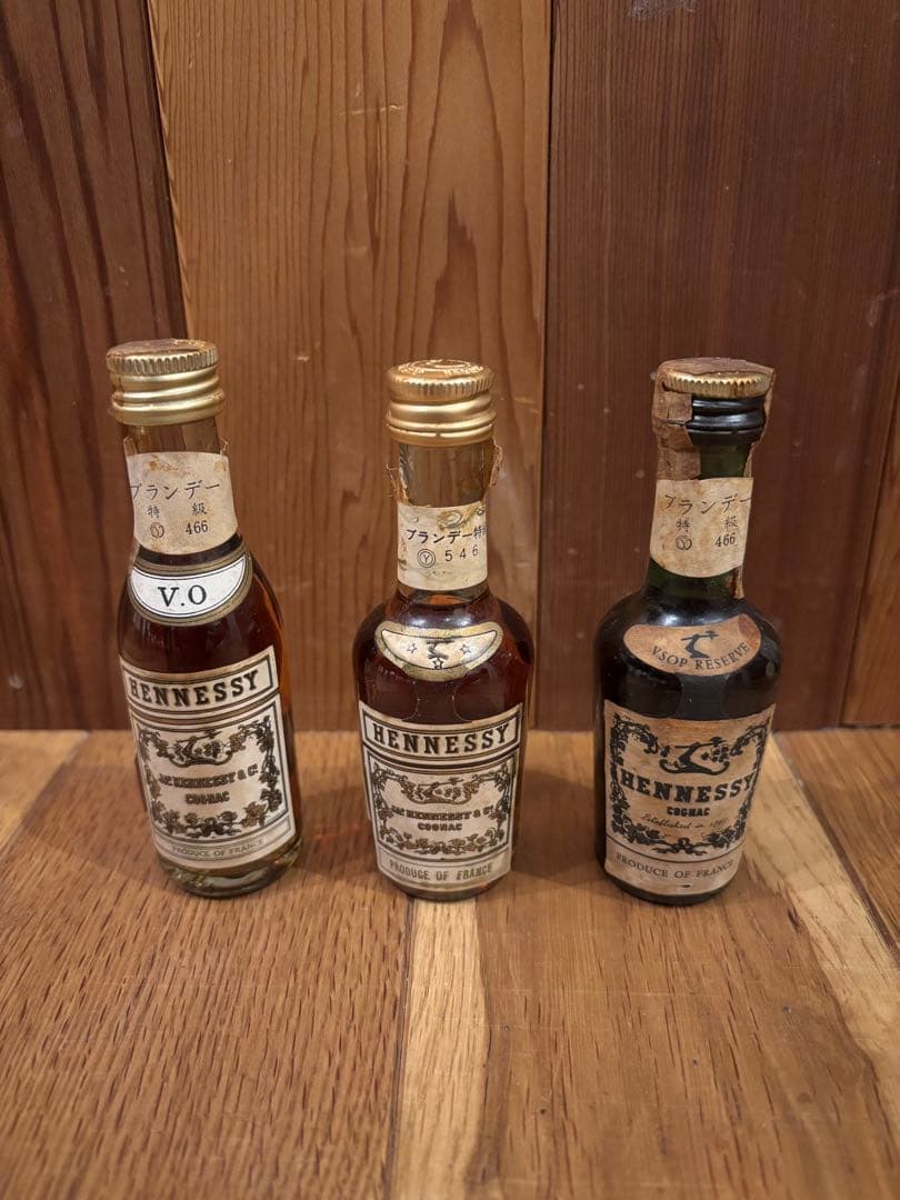 JA’s Hennessy ミニボトル　30 グリーンボトル 金キャップ　未開封 ヘネシー X.O JA's表記 金キャップ グリーンボトル - お酒買取専門店