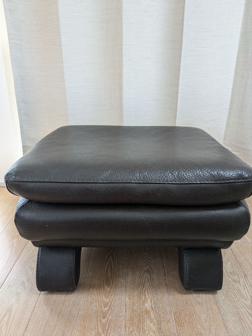 msy様　IDC大塚家具オットマン、ジャケット、香水セット