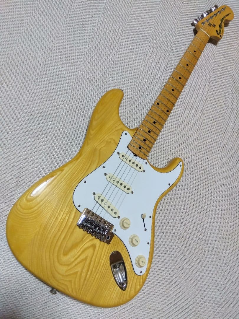 YAMAHA SR400 ストラトキャスタージャパンビンテージサンバースト