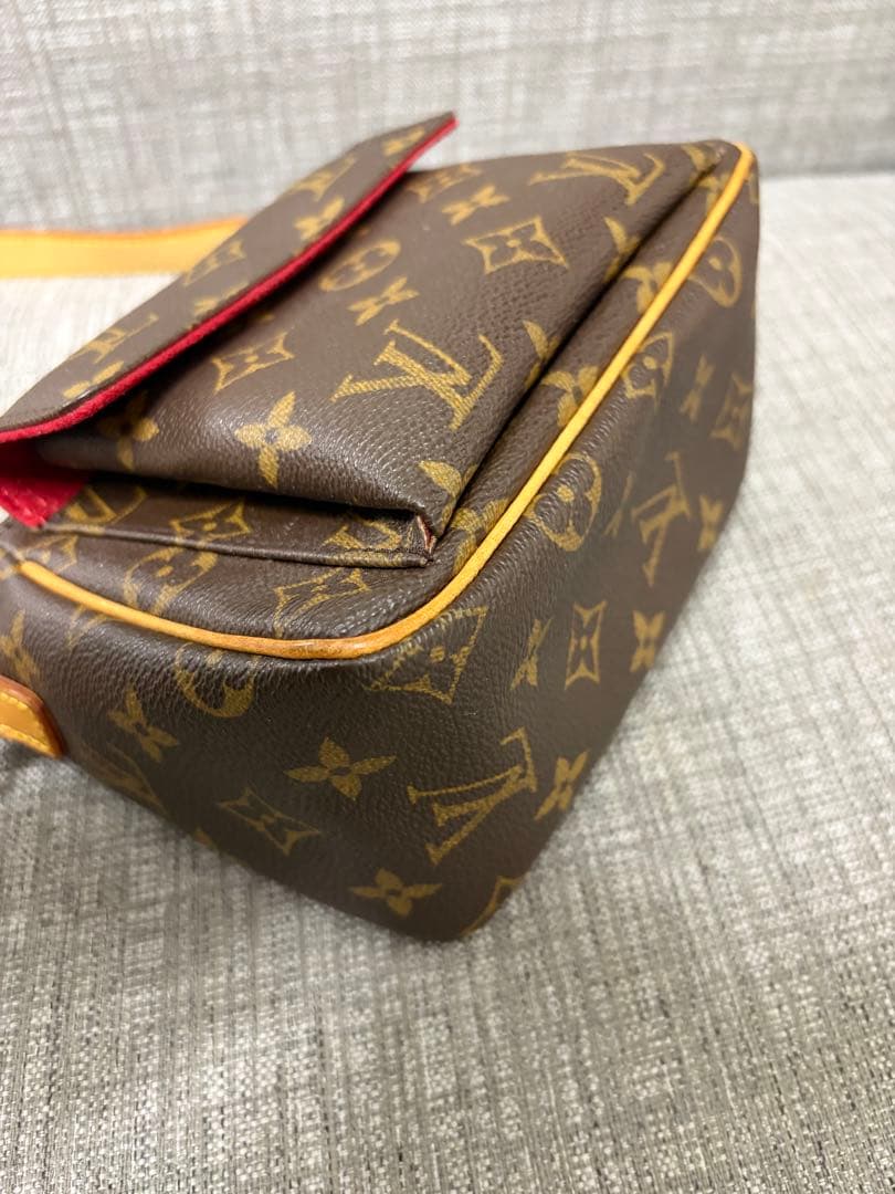 Louis Vuitton モノグラムショルダーバッグ　ヴィバンテ