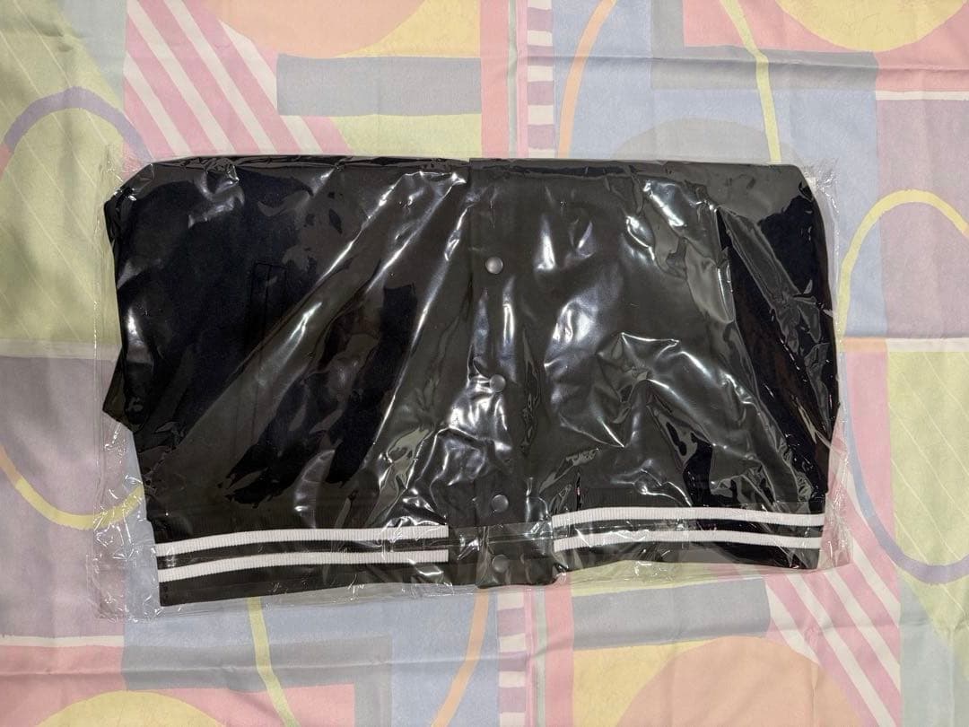 TXT ACT : TOMORROW バーシティジャケット VARSITY