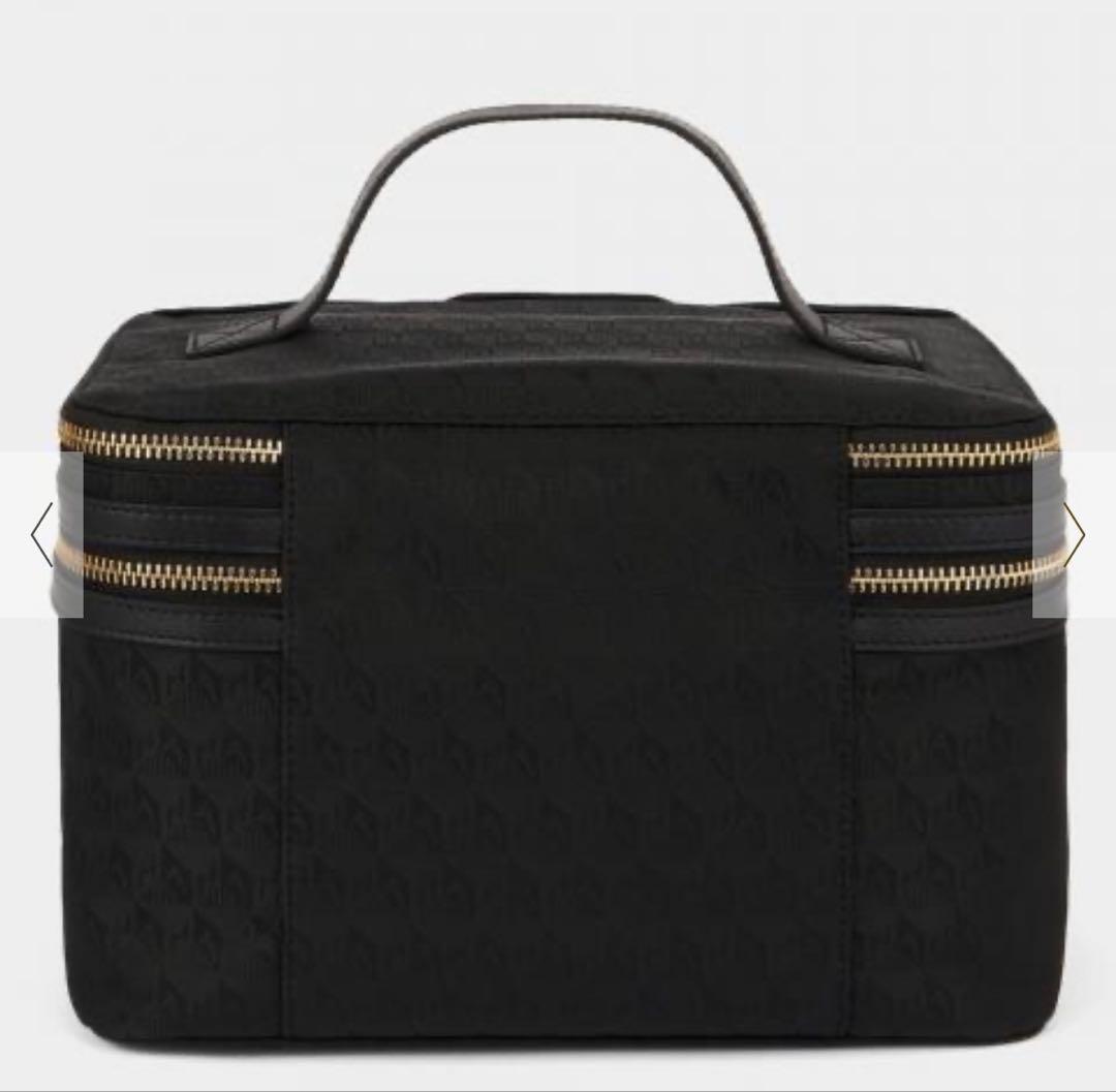 ANYA HINDMARCH バニティキット