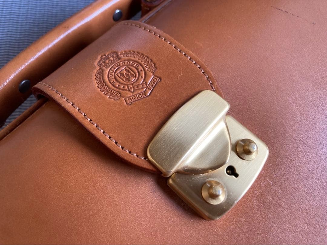 ⭐︎専用⭐︎値下 日本製 FIVE WOODS★高級 レザーダレス 林五★本革 鞄