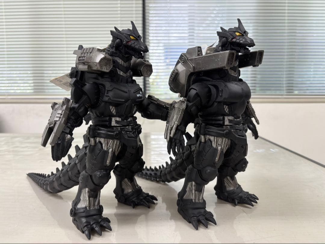 ⭐︎新品未使用⭐︎ゴジラ　ムービーモンスター　劇場限定　メカゴジラ　2体