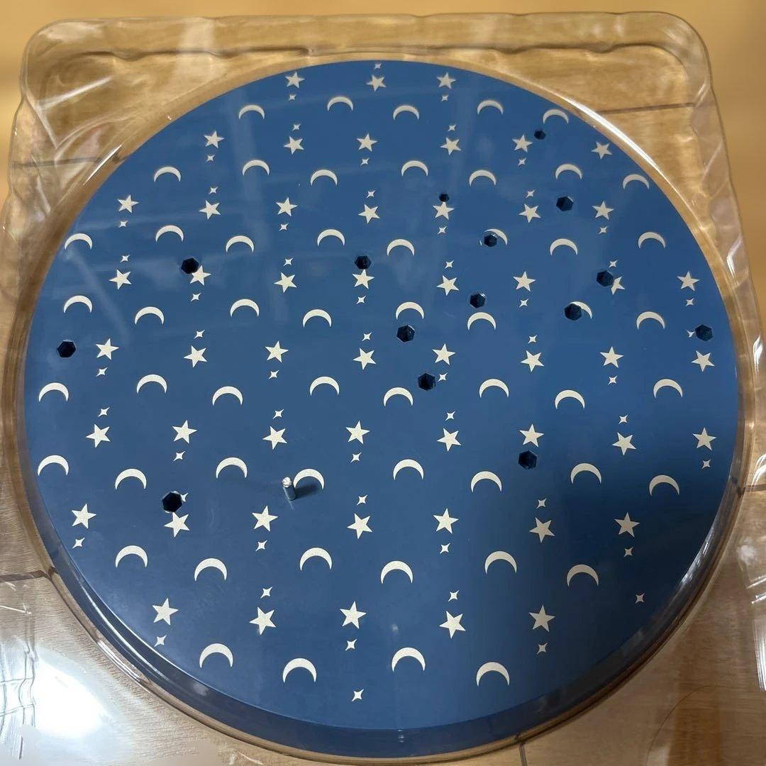 ツイステ ヴィル 1/8スケールフィギュア アニプレックス 缶バッジ