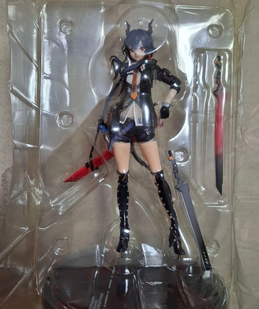 明日方舟 Arkinghts チュンアークナイツキャラクターフィギュア