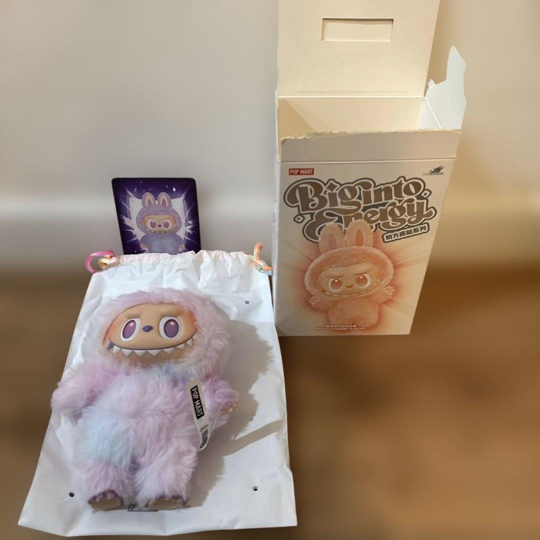 正規品】ラブブ エナジー LUCK ぬいぐるみペンダント - メルカリ